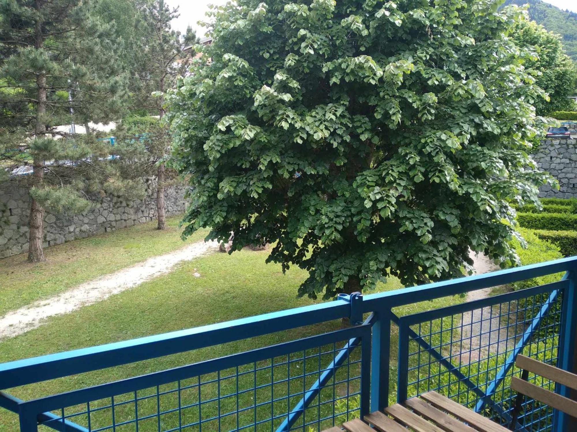 Duplex Lumineux - 40M2 - 2 Chambres - Balcon Terrasse - Parking - Entierement Renove En Mai 2024 Cauterets Exteriör bild