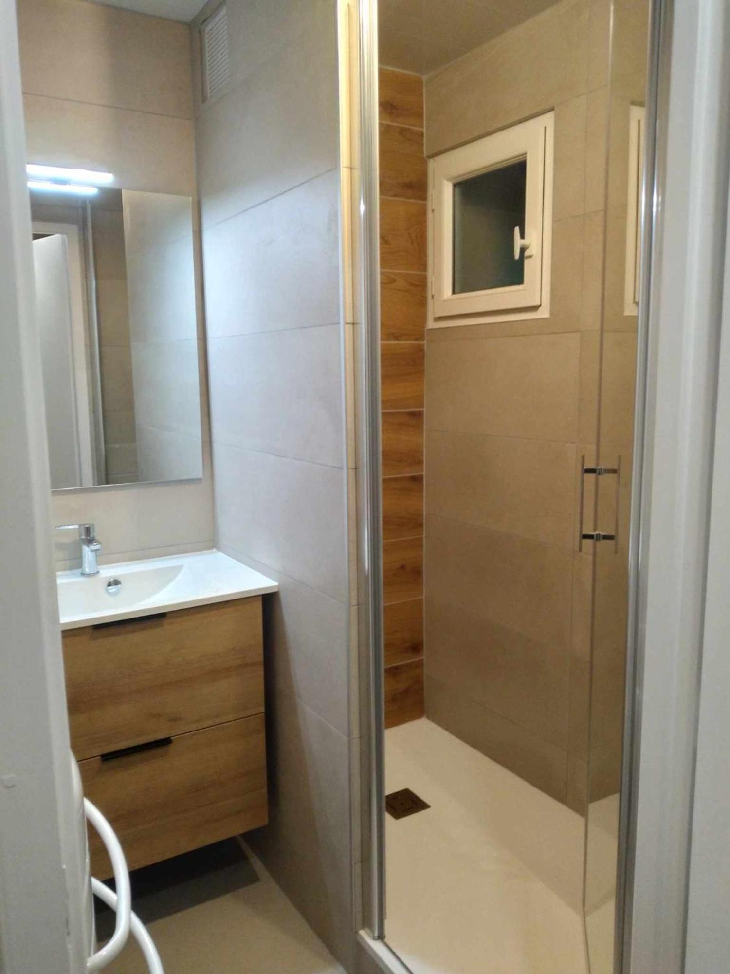 Duplex Lumineux - 40M2 - 2 Chambres - Balcon Terrasse - Parking - Entierement Renove En Mai 2024 Cauterets Exteriör bild